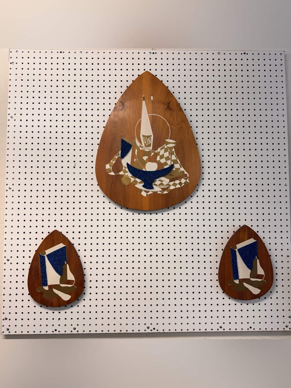 Mid-Century Teardrop Wood Wall Art Set of 3 Popcorn Gravel Wine Vino Book